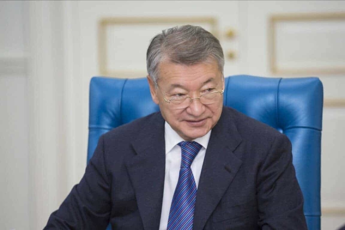 Даниал ахметов государственный деятель. Даниал ахметов. Даниал ахметов. Есимбай даниал. Даниала ахметова.