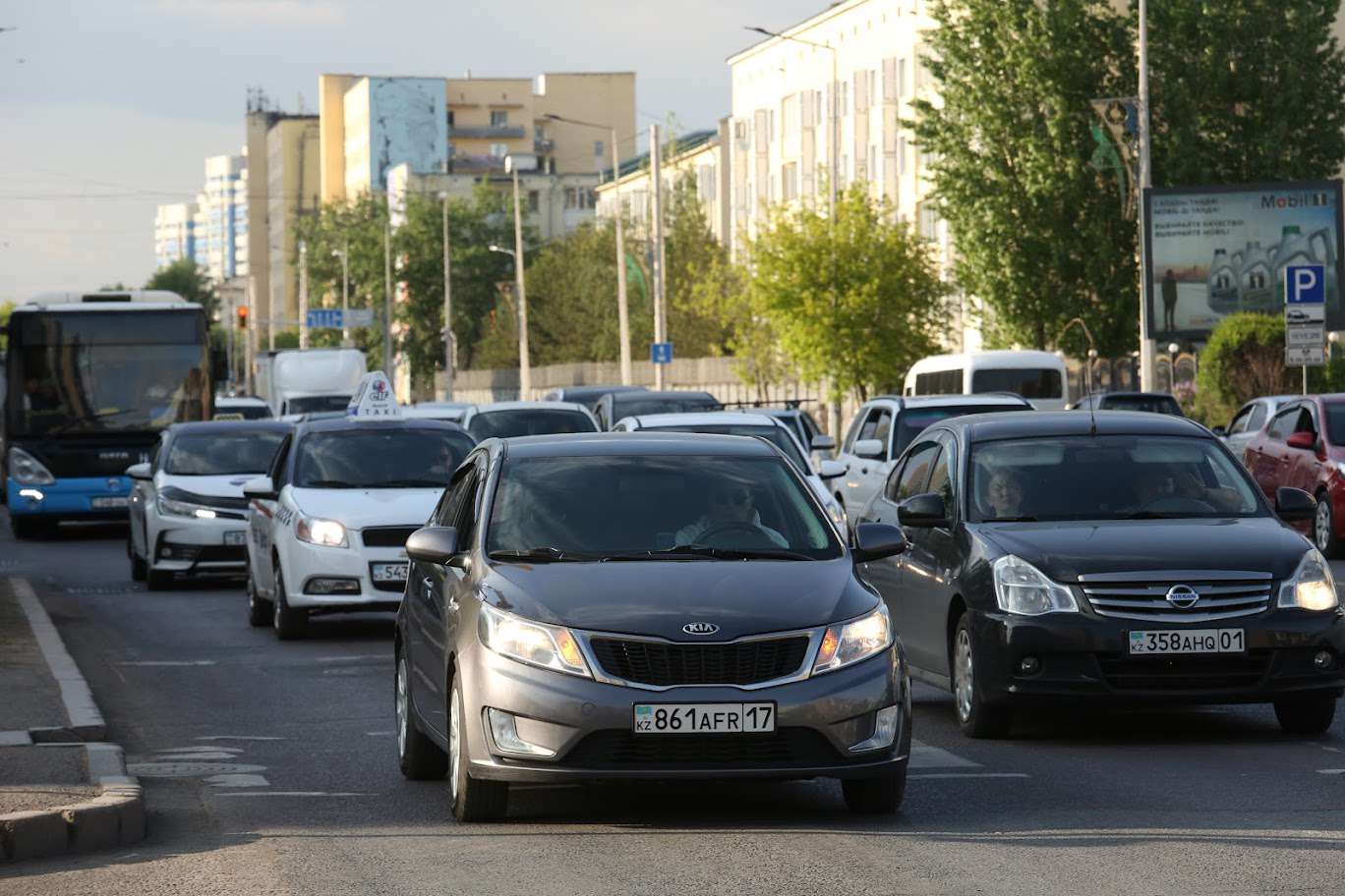 В полтора раза выросло количество зарегистрированных авто в Казахстане