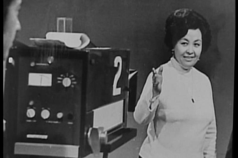 село мамыт. фото первые дикторы телевидения казахстана. целина 1956 1958.