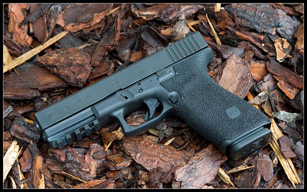 Glock 21. Пистолет Глок 21. Пистолет Глок 31. Глок 1990. Глок 21 ТТХ.